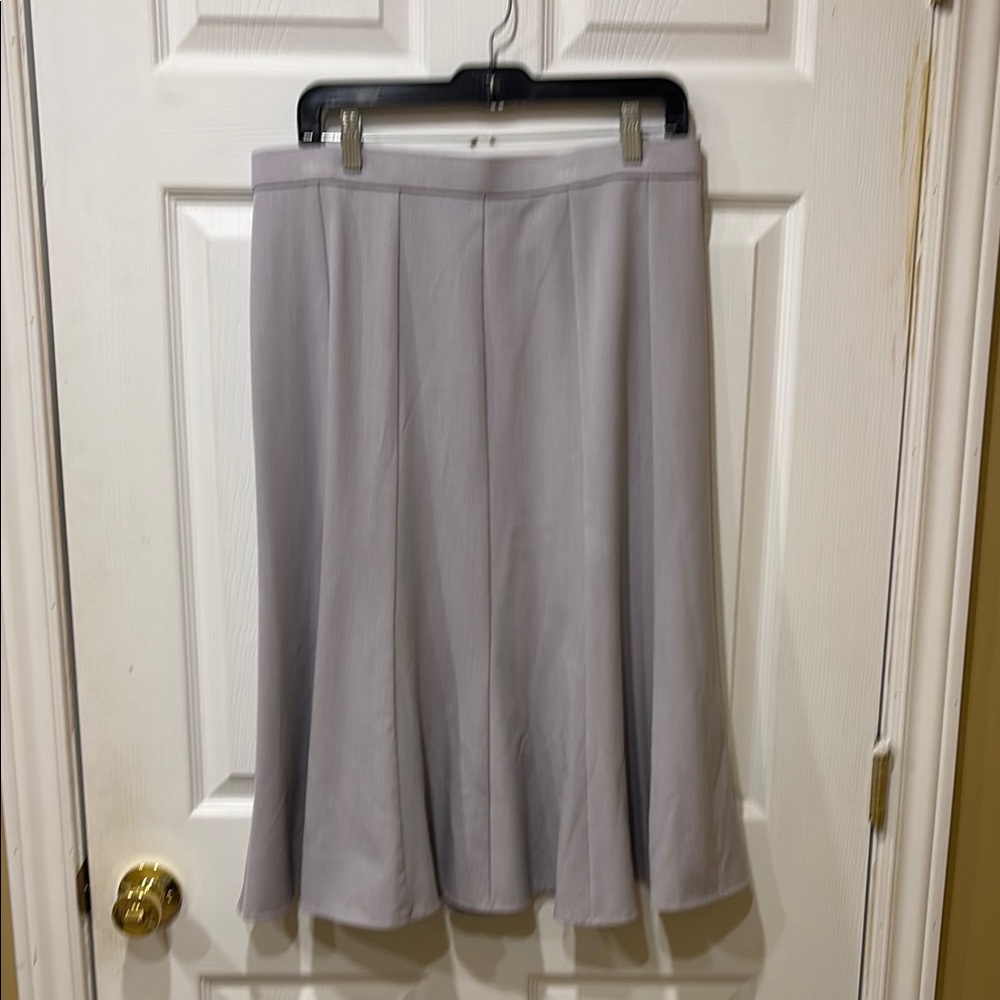 Elegant A-Line/Flared Skirt in Light Gray